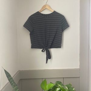 Lululemon crop top